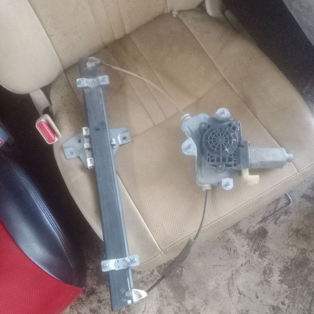 power window kia picanto 2005 depan kanan