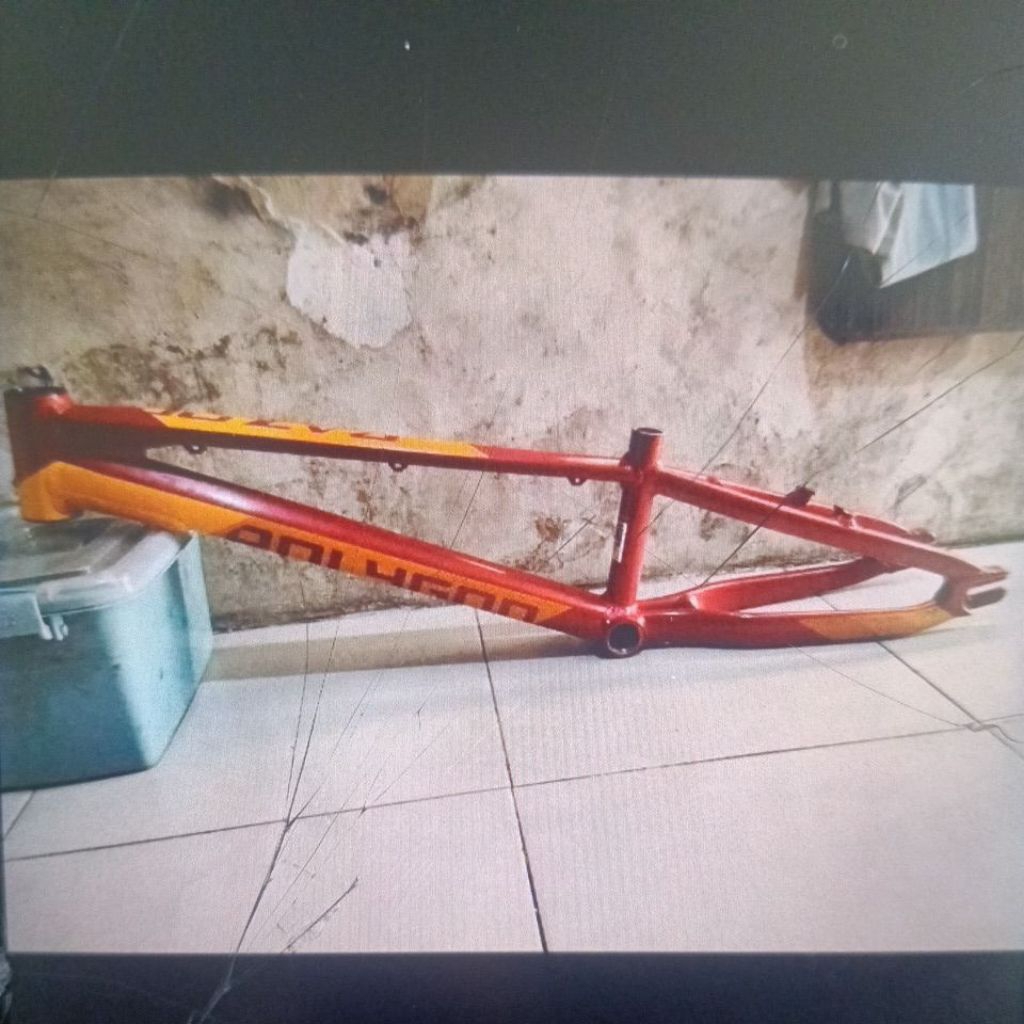 Frame Polygon razor + fork zoom