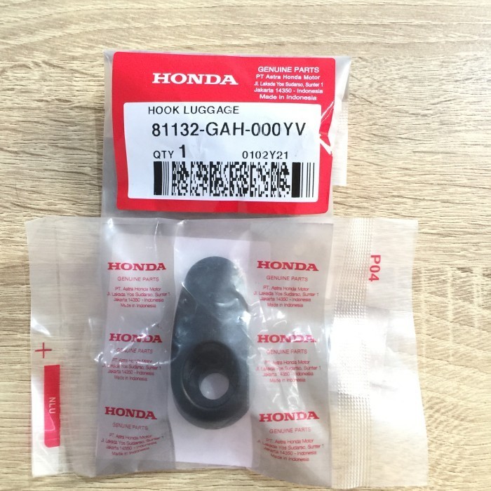81132GAH000YV Gantungan Barang Hook Luggage Beat Scoopy Spacy Genio Vario LED Karbu Fi ORIGINAL 8113