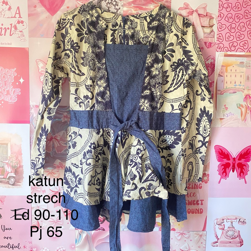 Preloved Batik Modern Slimfit Blouse Batik Kerja Wanita