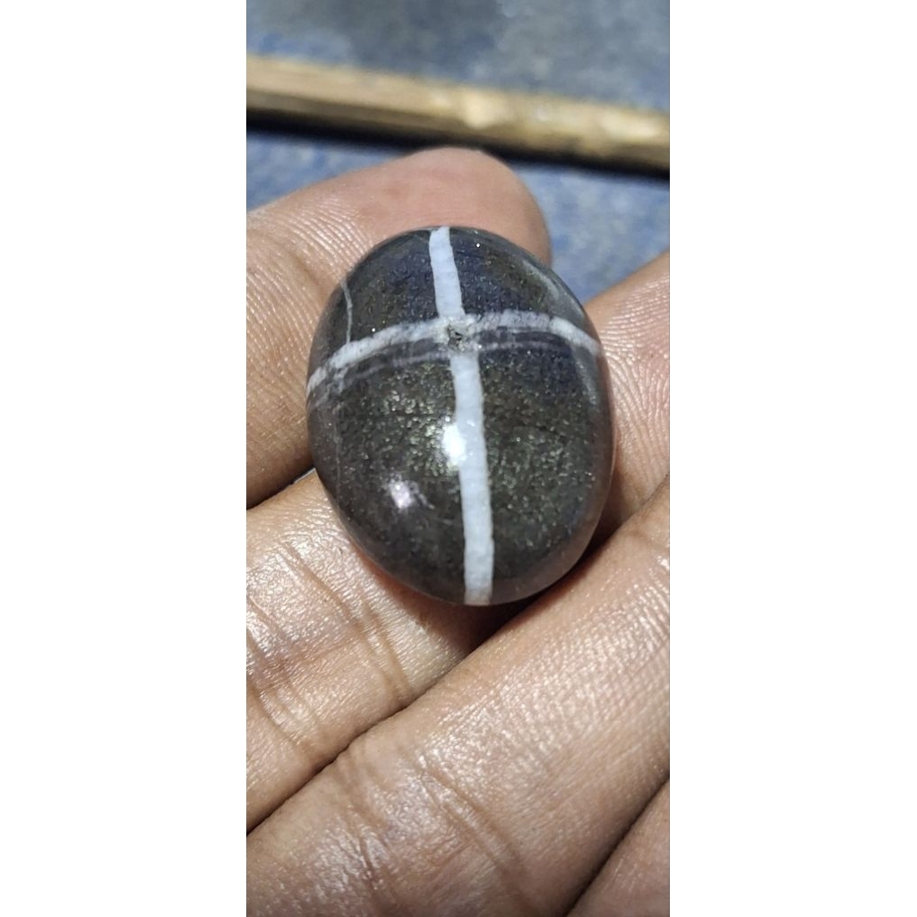 akik tapak jalak combong badar emas