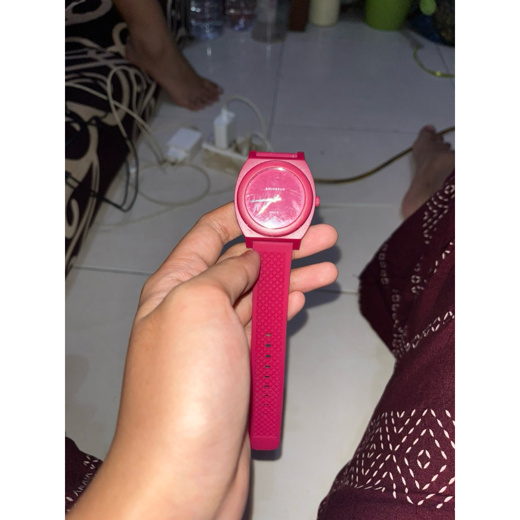 Jam tangan Brunbrun