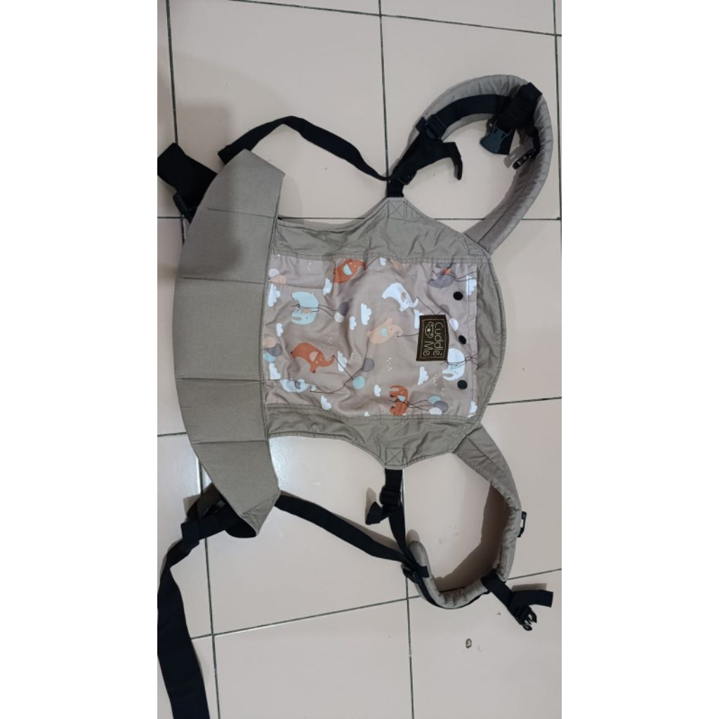 gendongan depan cuddle me (Preloved)