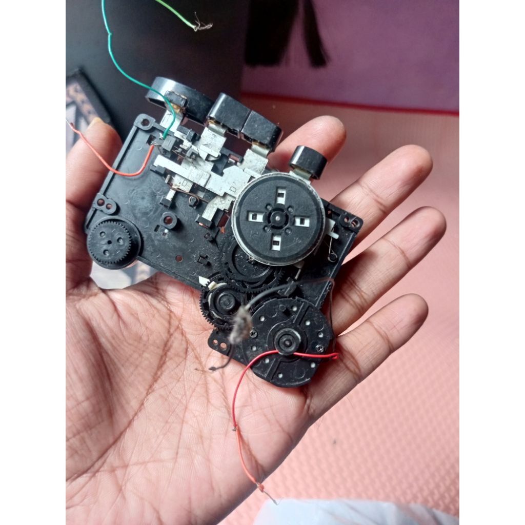 Mekanik Tape Walkman Sanyo Vip
