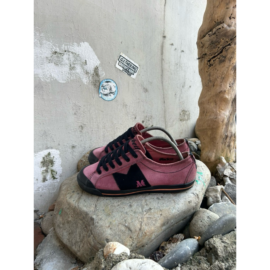 Macbeth Eliot Classic Gen-2 Pink Black