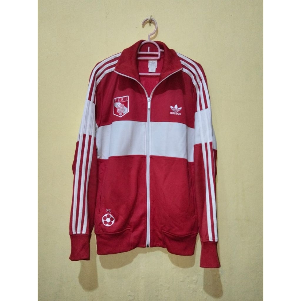 tracktop adidas peru
