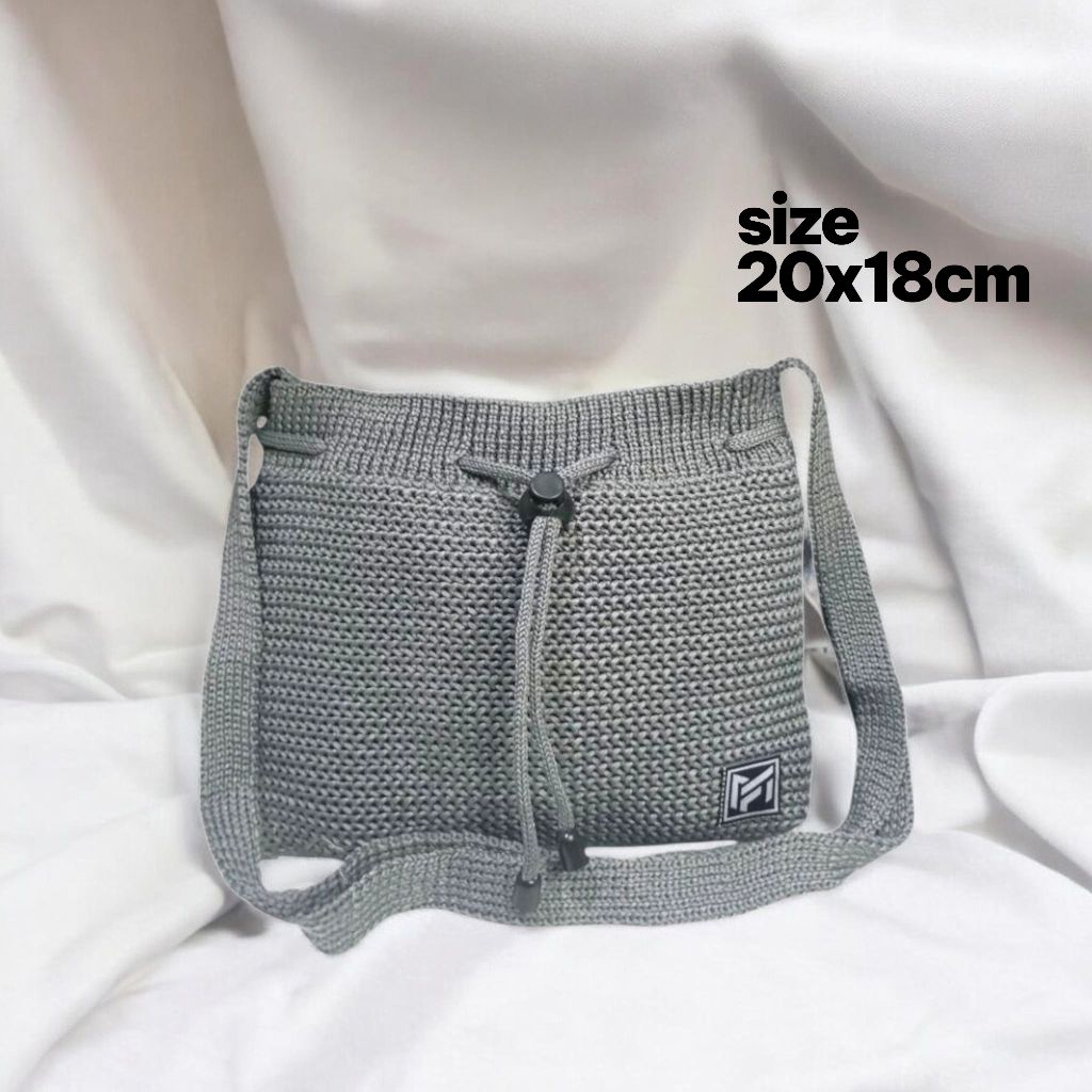 Tas selempang Wanita Rajut Serut Lebar Muat Hp dan dompet