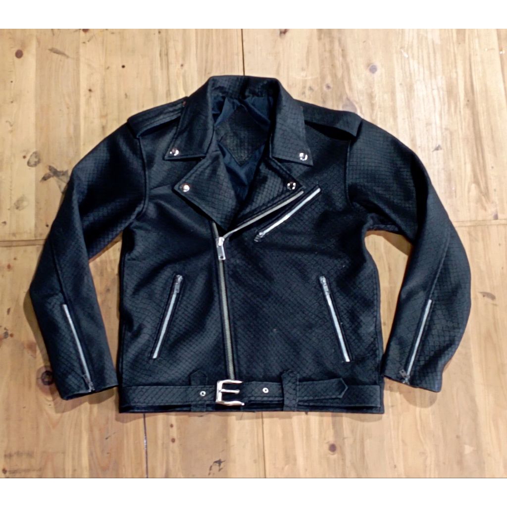 jaket kulit ramones motif kulit ular size M