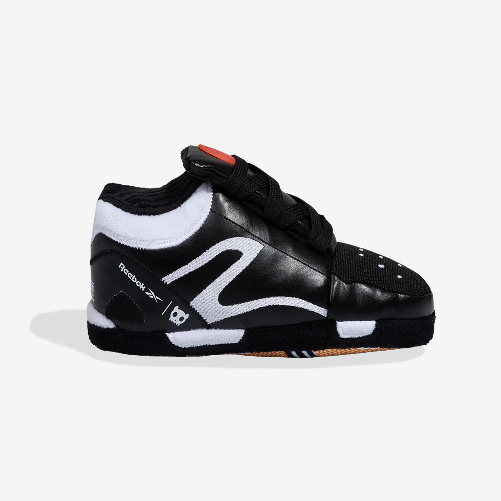 Zee Dog Reebok Pump Omni Il Sneaker Plush Toy - Zeedog Mainan Anjing Gigit
