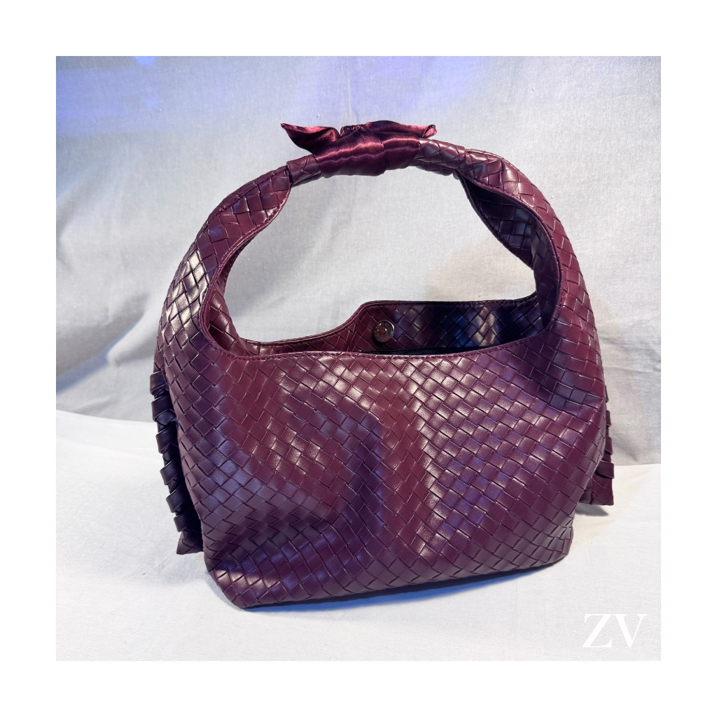 PRELOVED : TAS NUBOEK MINA SHOULDER BAG HOBO KULIT SINTETIS MOTIF ANYAM_BURGUNDY