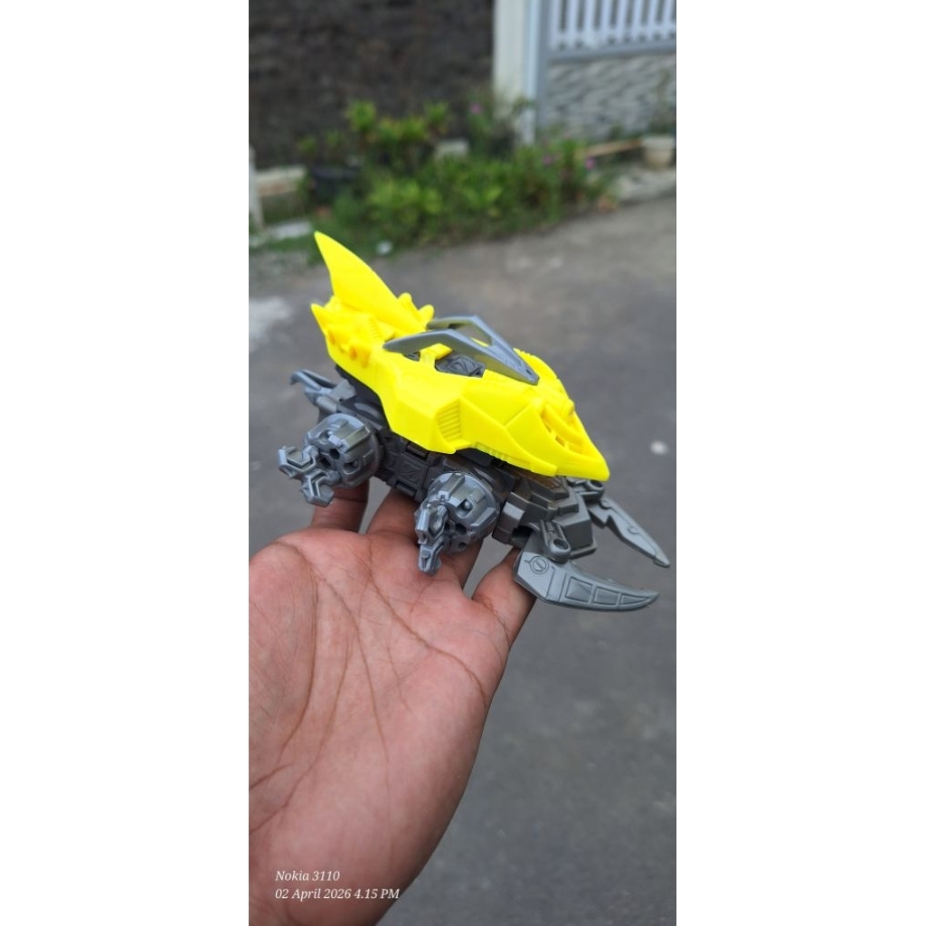 cg geo scorpio / geo kuning/ ZVT bandai crush gear