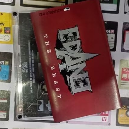 kaset pita edane the beast