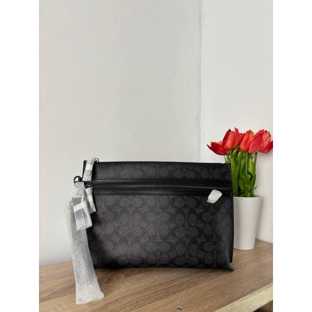 Coach Carryall Pouch : in signature canvas