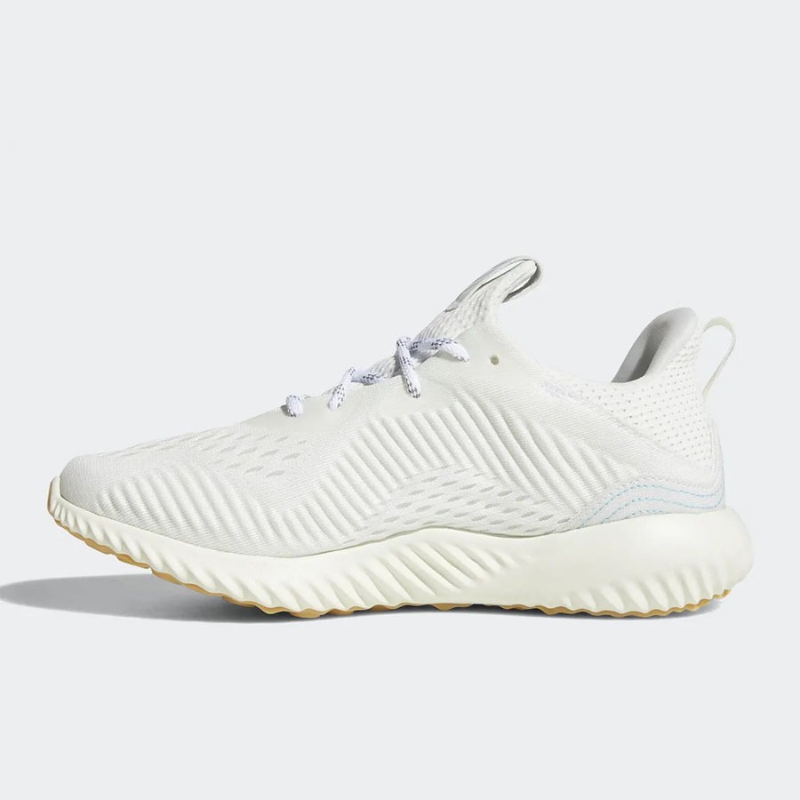 Sepatu Sneakers Running Pria Adidas Alphabounce 1 Parley CQ0784 White