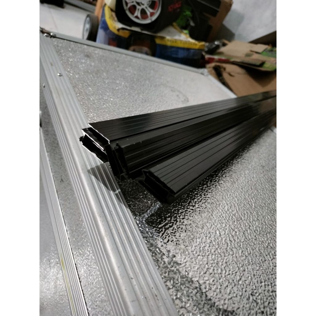 List Alumunium L Hitam List Siku Hardcase Ukuran 30cm-100cm /List Alumunium Hardcase Koper Box Fligh