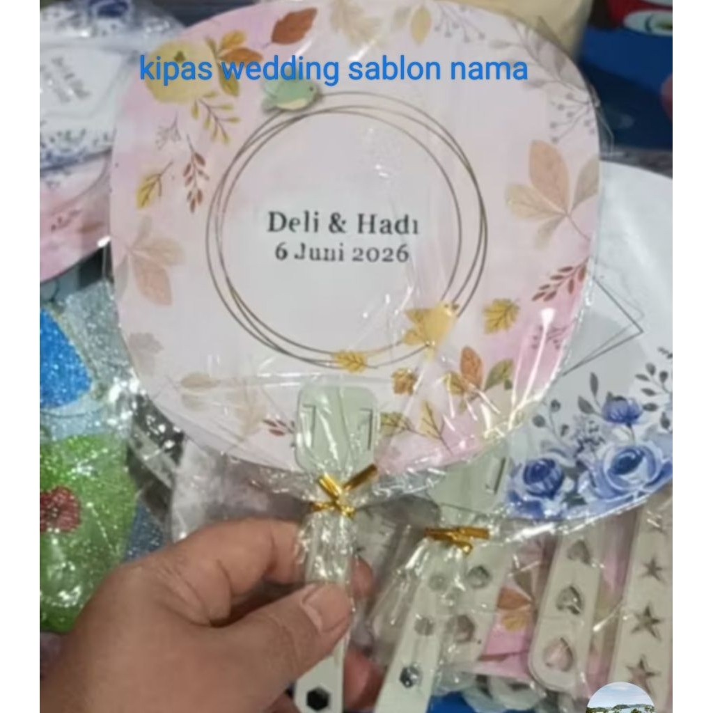 100 pcs souvenir pernikahan kipas +sablon nama