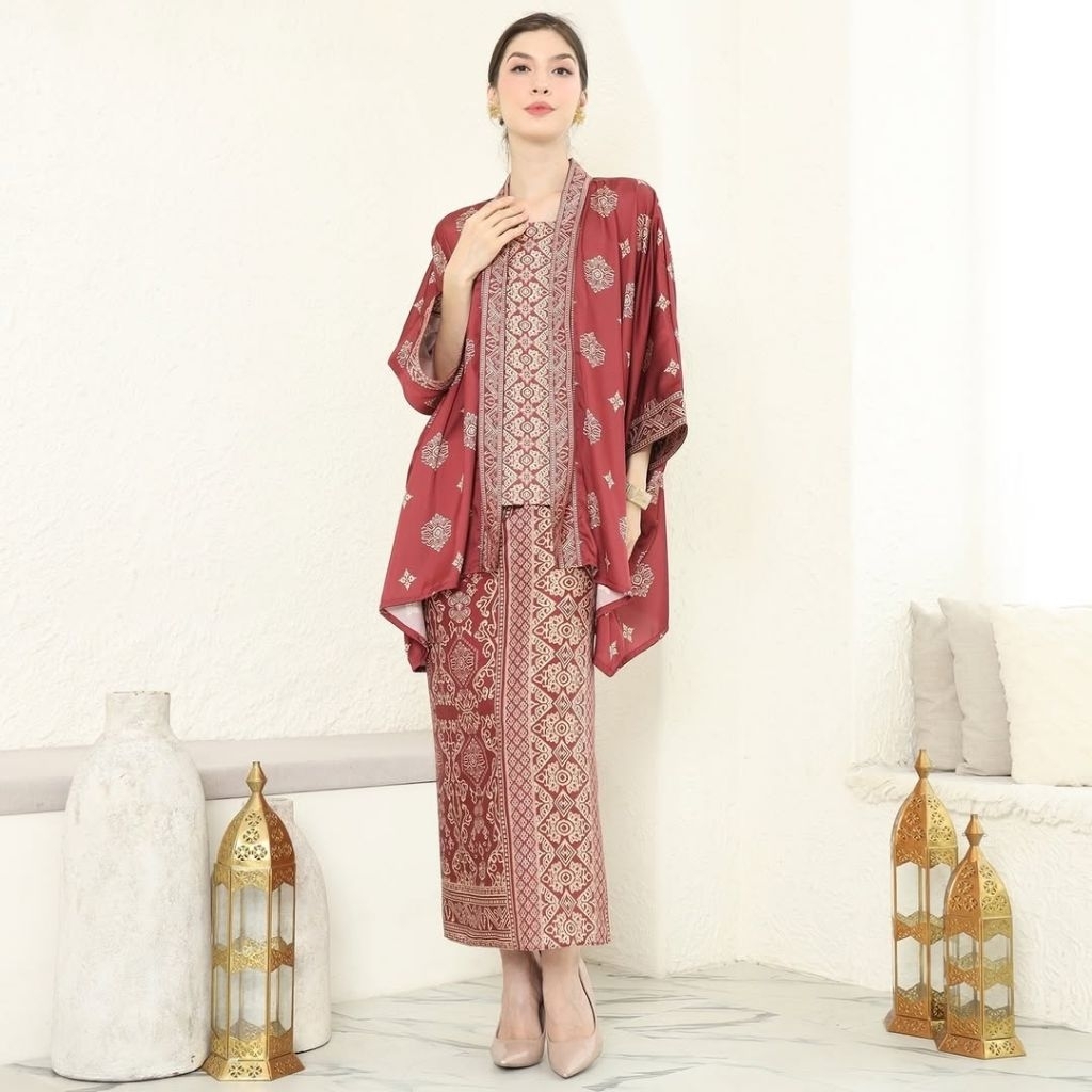 Kebaya Maroon | Kebaya Merah | Kebaya Premium | Kebaya Wisuda | Kebaya Modern | Kebaya Wanita | Baju