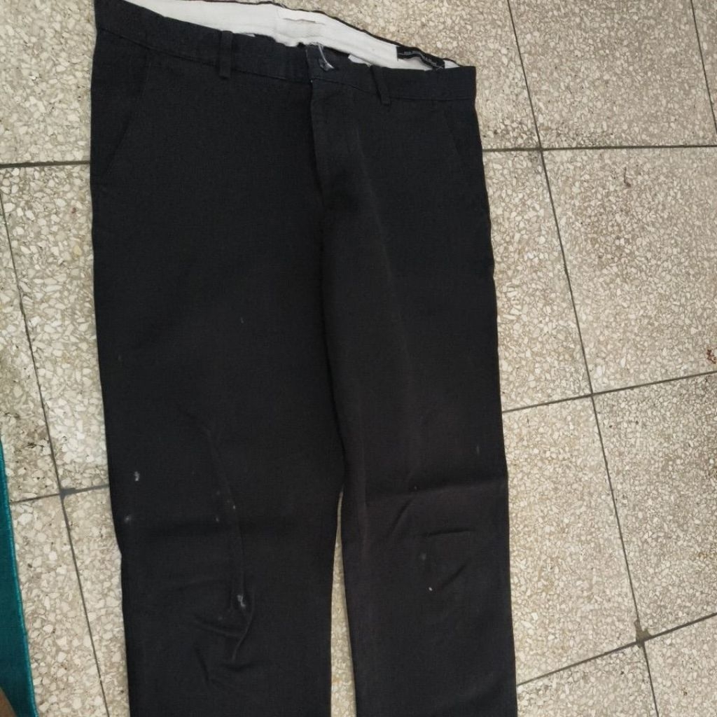Celana Pria Chino Black Preloved