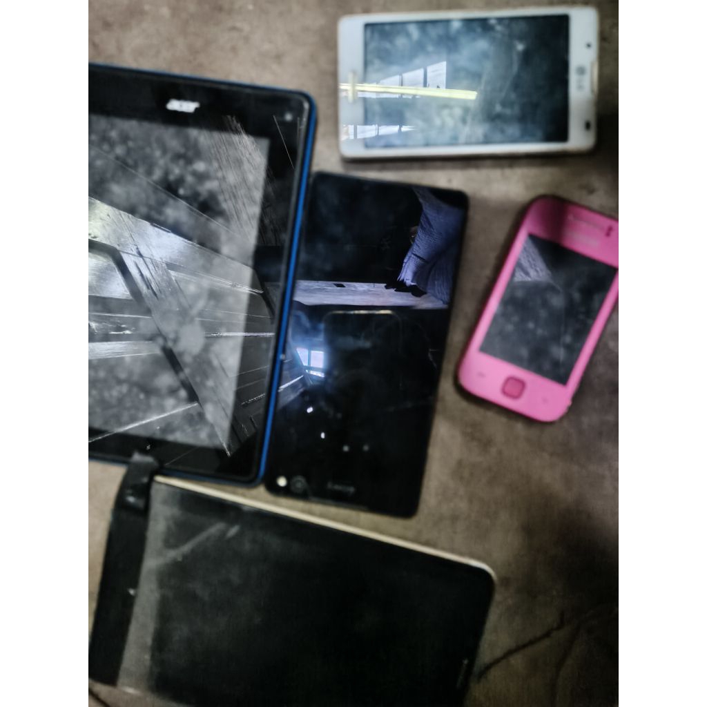 hp/tablet mati buat kanibalan
