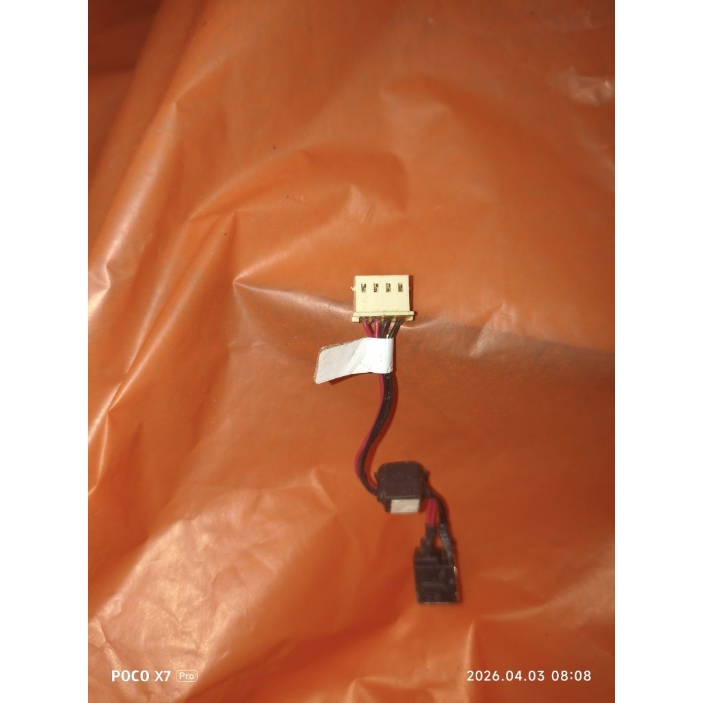 port charger laptop Toshiba l735 ori