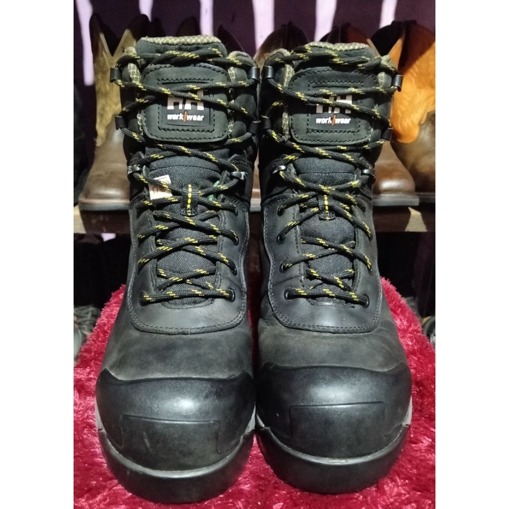 Sepatu Safety Helly Hansen