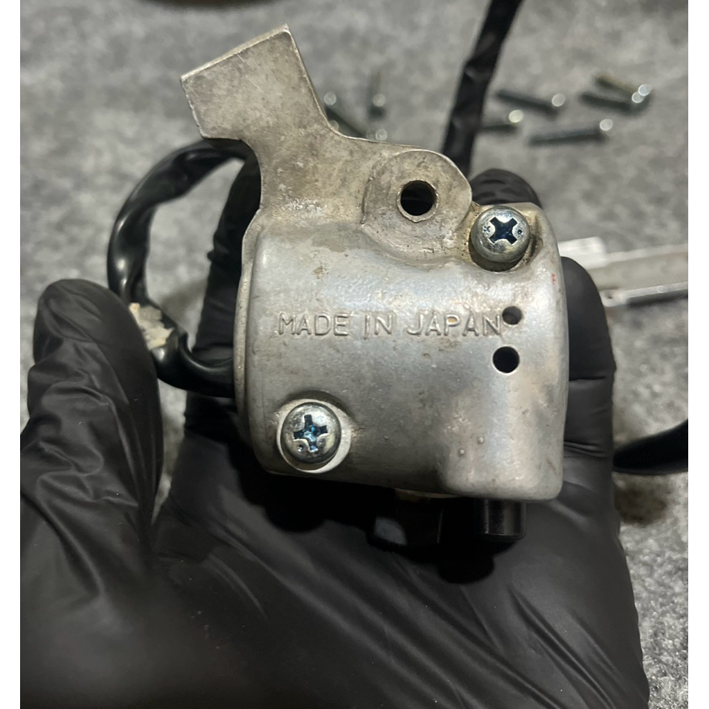 Baut Holder Saklar honda s90 cs90 s110 cb100 cb125 gl100 gl125 cb175 cb200 original
