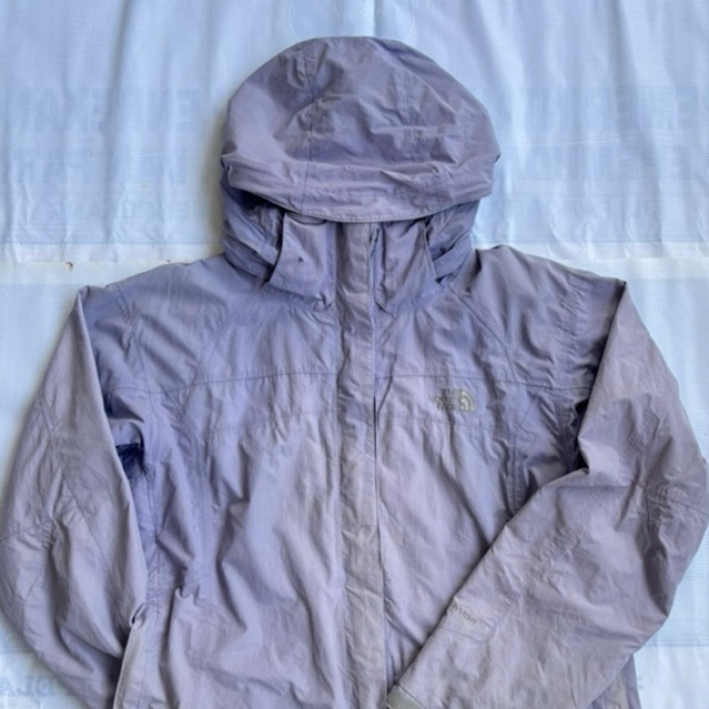 Jaket Outdoor TNF seri HyVent Alpha