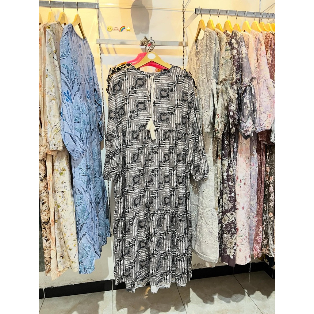 Midi Dress Premium/ Midi Dress Kekinian/ Midi Dress Adem/ Gamis kekinian/ Daster Premium