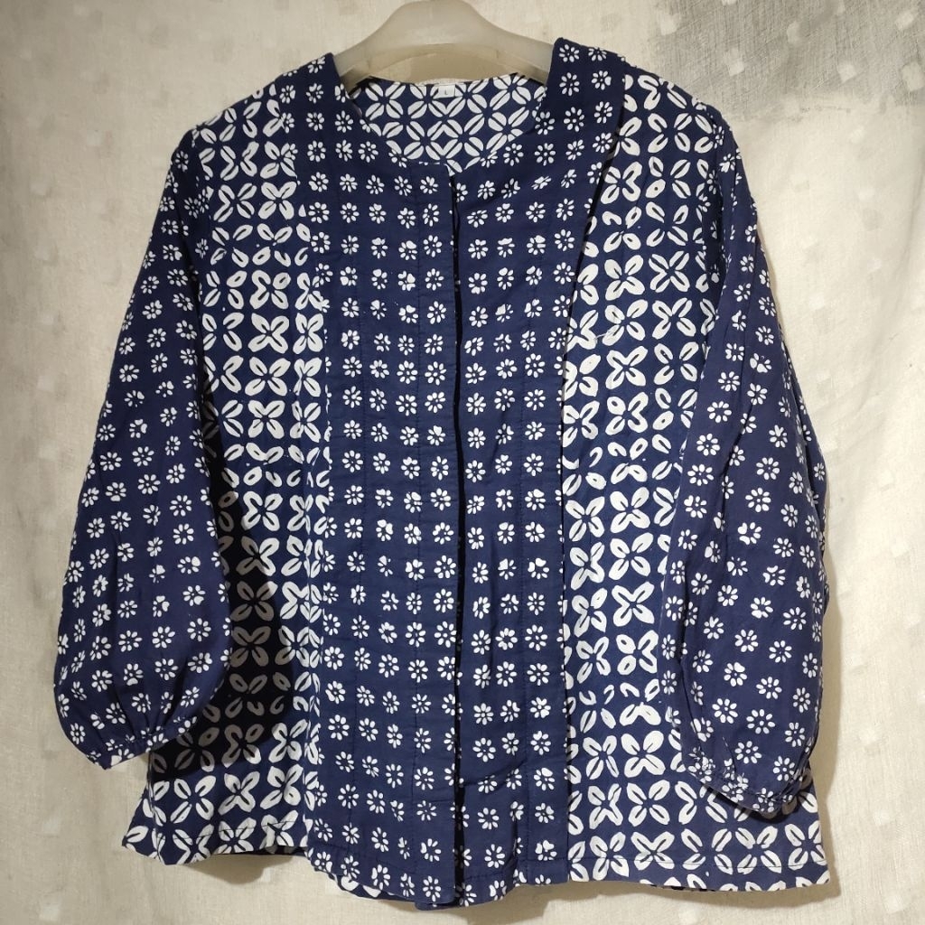 BATIK BLOUSE LENGAN PANJANG BIRU DONGKER