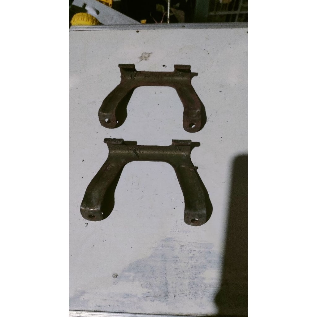 bteket lampu depan Yamaha sigma original second