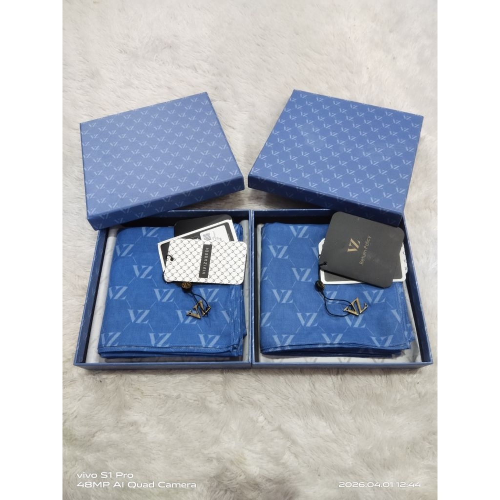 Vivi zubedi scarf new