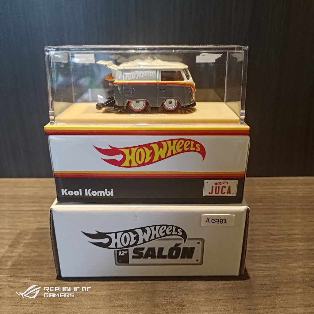 Hot Wheels Kool Kombi Salon JUCA Convention
