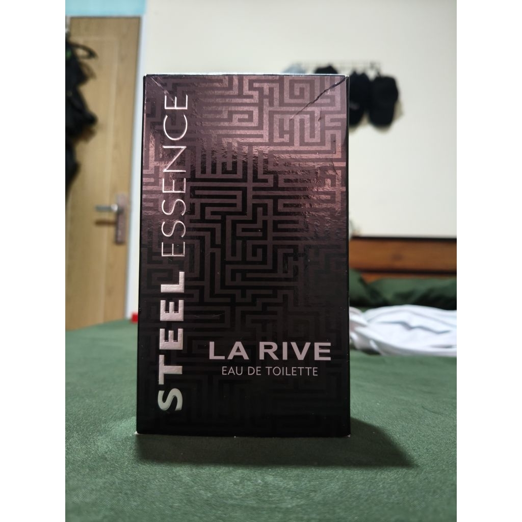 Parfum La Rive Steel Essence EDT