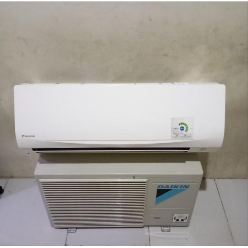 Ac second daikin thailand 1/2pk standar original
