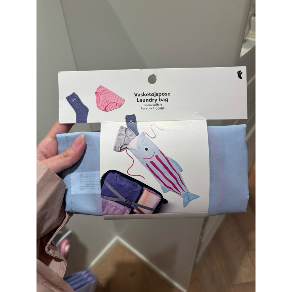 Flying tiger Fish Laundry Bag