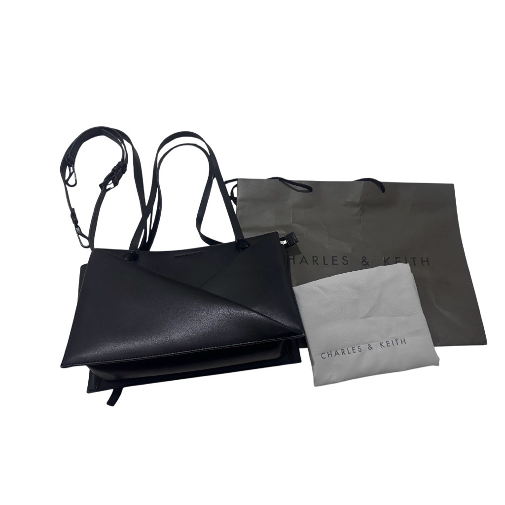 CHARLES AND KEITH MIDORI GEOMETRIC TOTE BAG BLACK