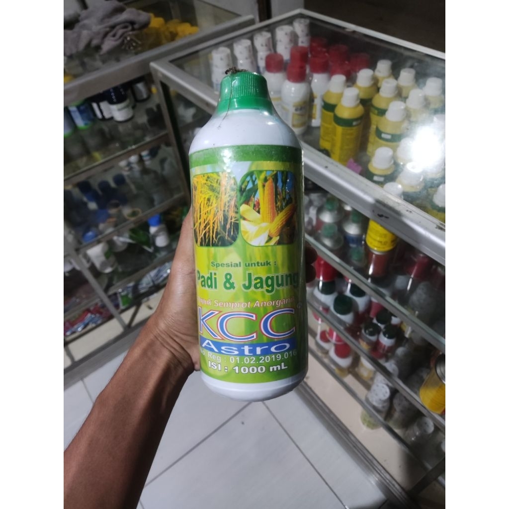 Pupuk Semprot Cair KCC Astro Spesial Padi dan Jagung 1 Liter