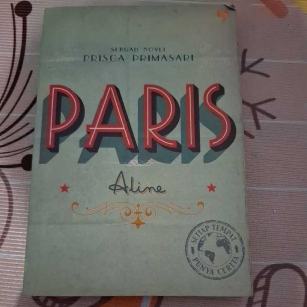 Novel "Paris" by Prisca Primasari