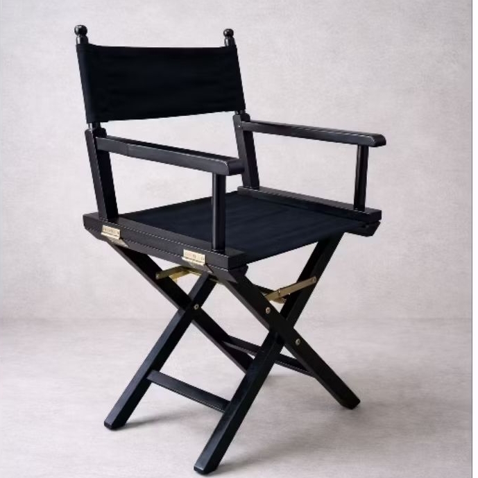 MUA Kursi sutradara director chair full black  plus packing palet kayu aman.