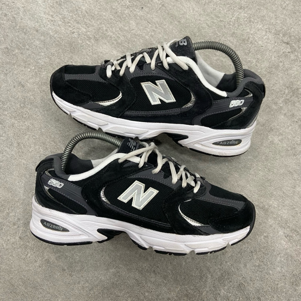 [Size 39.5] Rare New Balance 530 ‘Black White’ (MR530CC) Second Kondisi Mulus Nominus. Harga Barunya