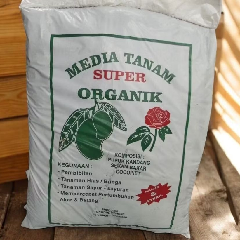 Media tanam siap pakai untuk tanaman buah bunga dan sayuran / media tanam organik tanah subur siap p