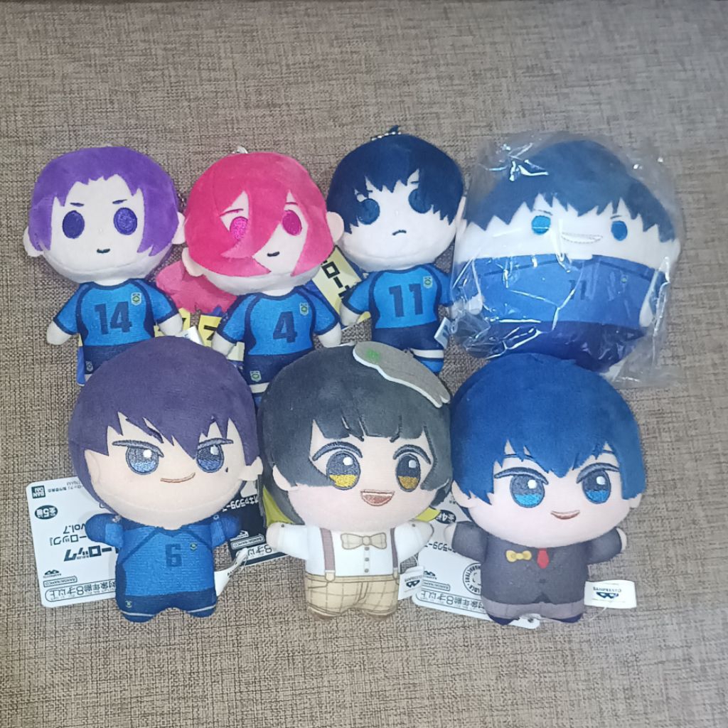 [OFFICIAL] PLUSH DOLL BLUELOCK CHIBIGURUMI FUWAKORORIN MASCOT KEYRING ANIMAL JERSEY WATARU KUON MIKA