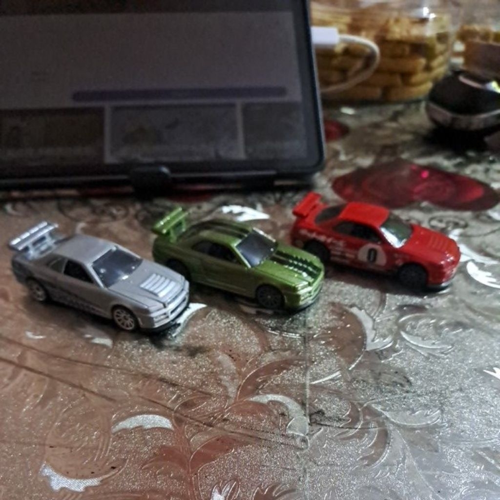 Paket Hotwheels Loose Skyline R34
