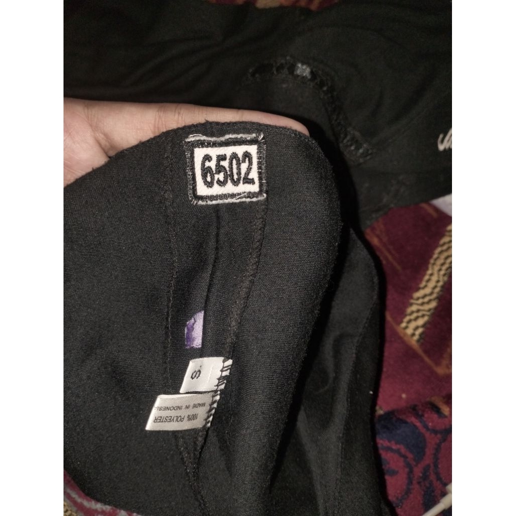[PRELOVED] kerudung rabbani orii warna hitam uk s