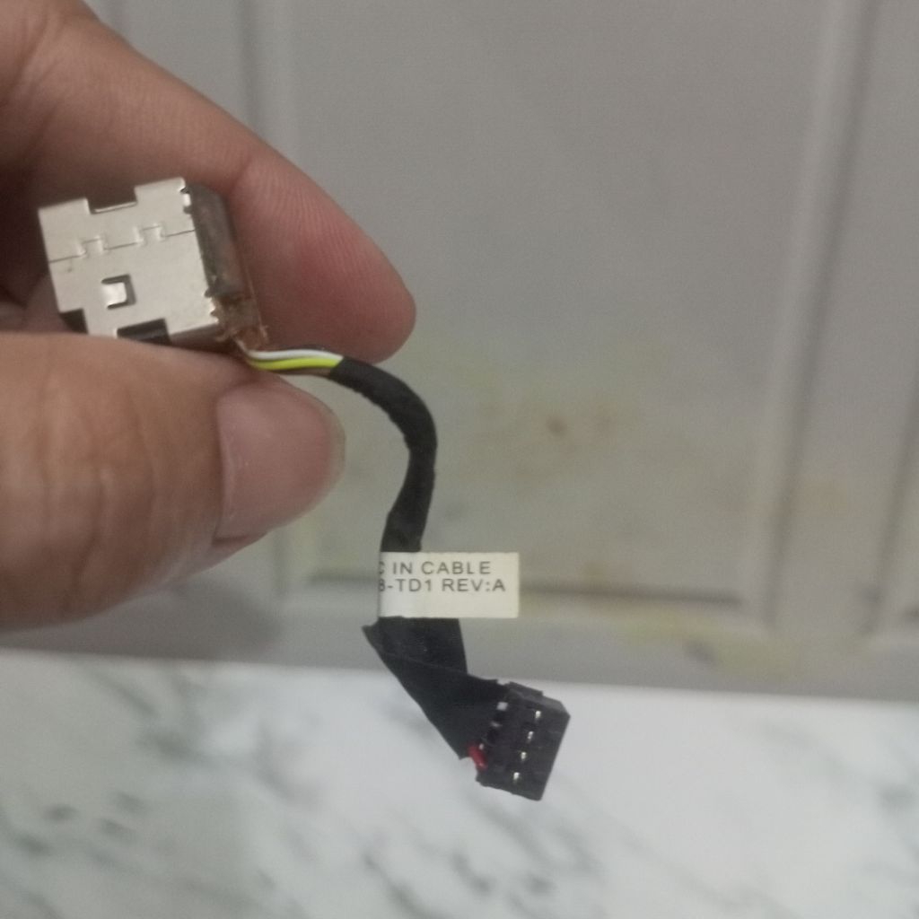 Konektor DC Power Bekas Cabutan Laptop HP1000