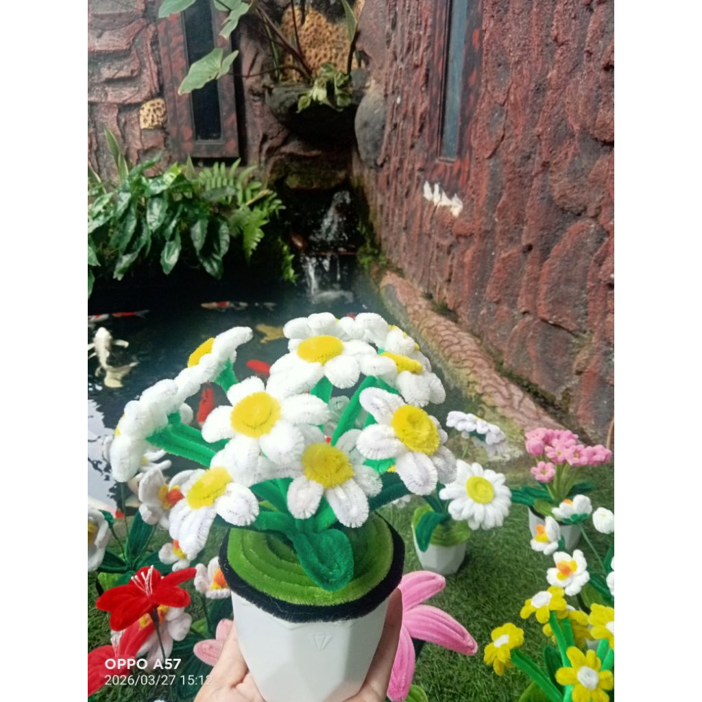 Bunga Daisy kawat bulu mini 13 tangkai putih