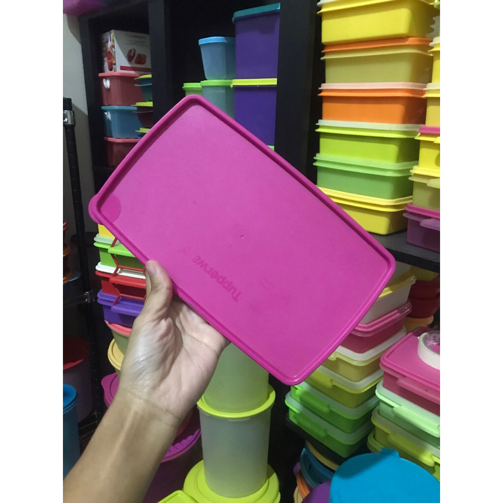 Tutup Tempat kotak tupperware