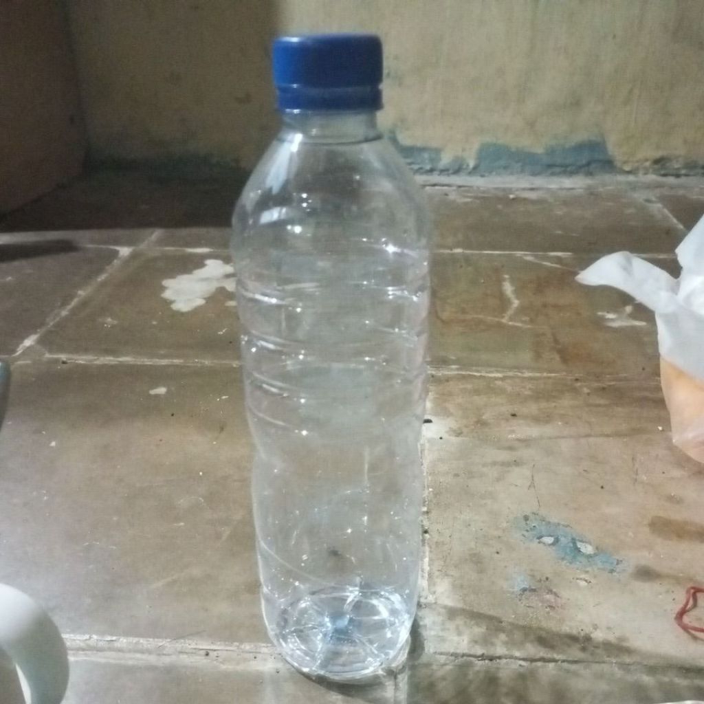 botol plastik biru spesial limited edition