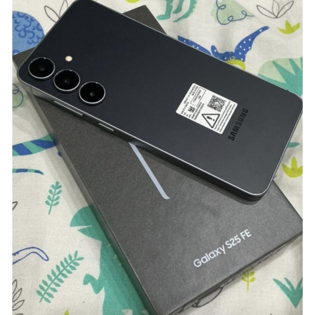 SAMSUNG GALAXY S25 FE N AIRBUDS