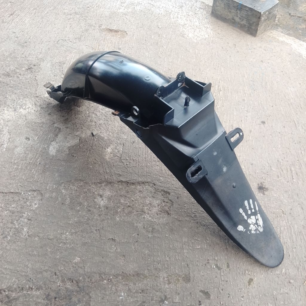 Spakbor belakang untuk motor Yamaha Jupiter MX old original bekas copotan second